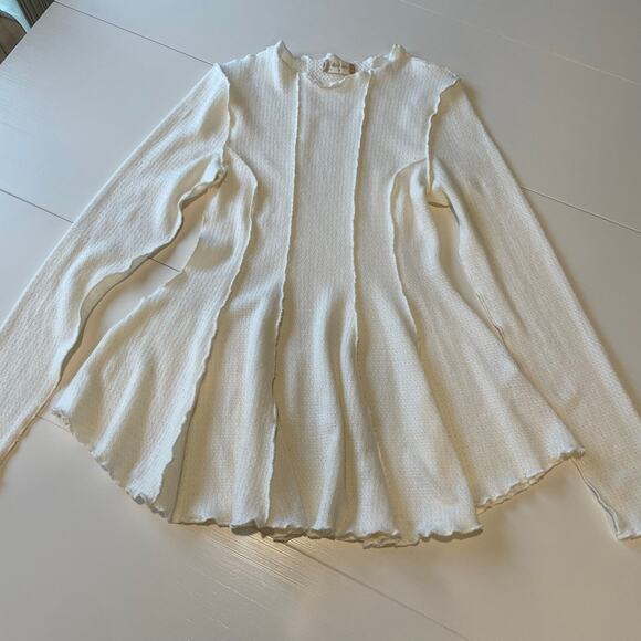 Altar’d State Tinsley Pieced Tunic Top Sz M Cream Waffle Knit Vanilla Girl Soft - Picture 2 of 8